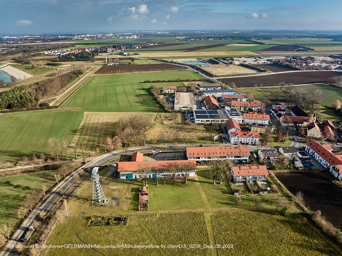 08.12.2022 - Quetschwerk - DEMOS-Wohnbau - Bauplatz in Gronsdorf 08.12.2022 - Quetschwerk - DEMOS-Wohnbau - Bauplatz in Gronsdorf
